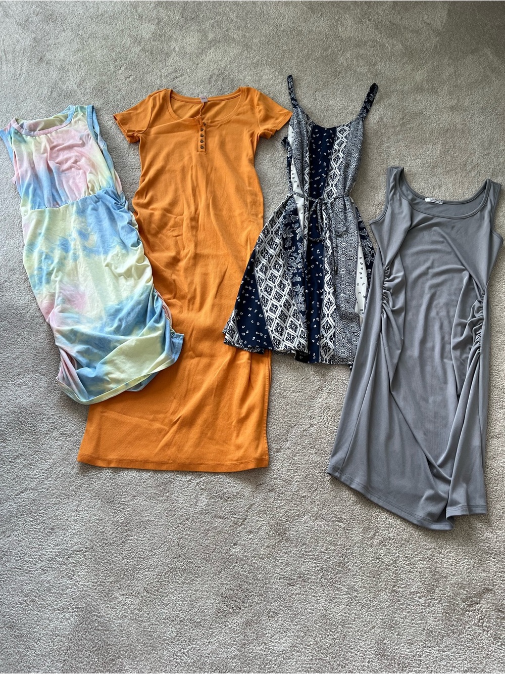Medium Maternity Bundle! Tops, dresses, jeans
